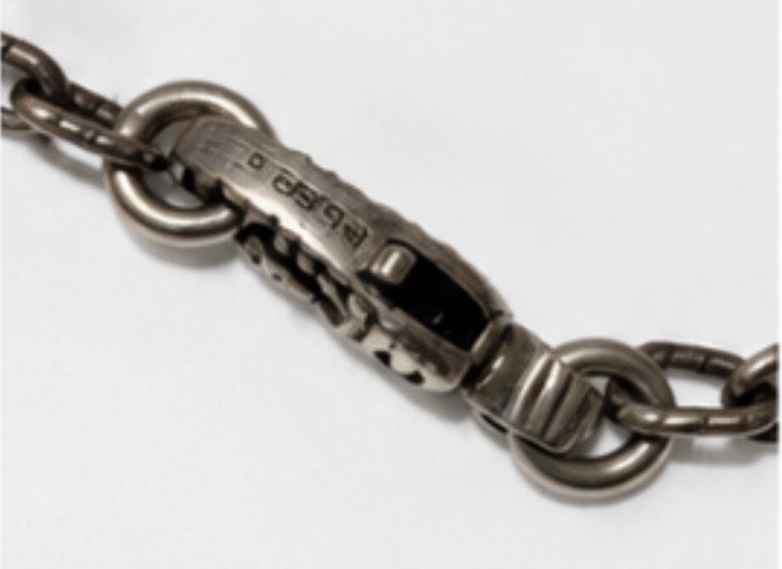 Gucci Signed Silver Cable Chain Necklace w/ Round GG Logo Charm